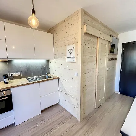 Superbe Refait A Neuf Et Equipe Avec Parking Apartman *