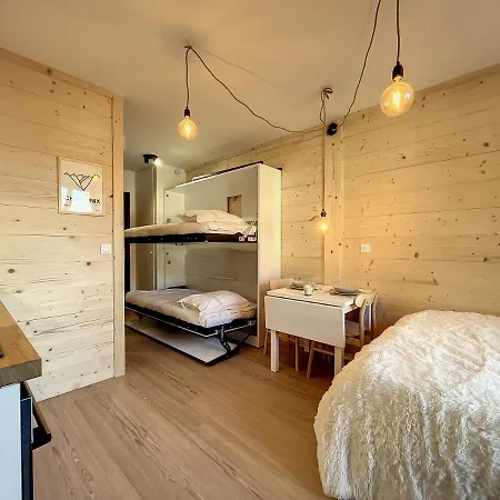 Superbe Refait A Neuf Et Equipe Avec Parking Apartment Chamonix