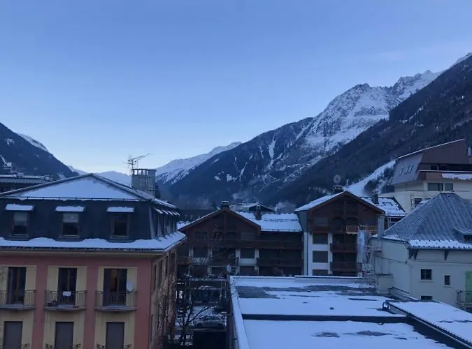 Superbe Refait A Neuf Et Equipe Avec Parking Apartmán Chamonix